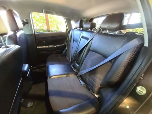 Used 2023 Mitsubishi Outlander Sport SE AWD/4WD image 6