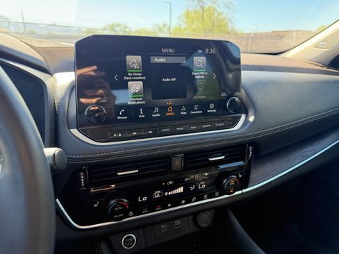 Used 2021 Nissan Rogue SL w/ Premium Package FWD image 21