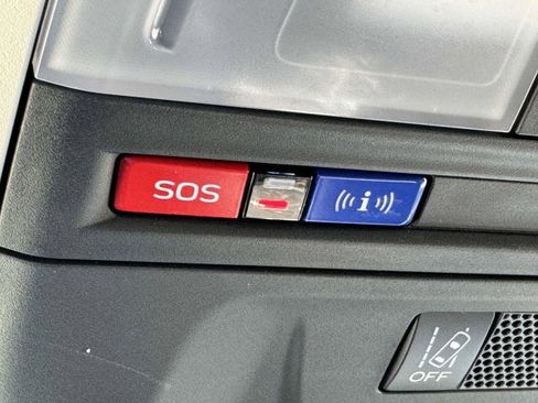 Used 2020 Subaru Crosstrek Hybrid image 28