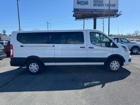 Used 2024 Ford Transit 350 XLT image 2