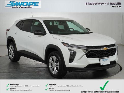 Used 2024 Chevrolet Trax LS w/ Driver Confidence Package image 1