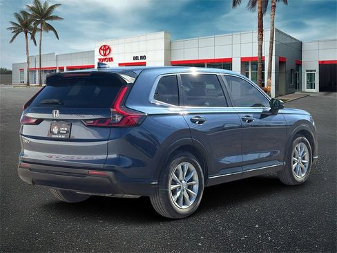 Used 2024 Honda CR-V EX image 3