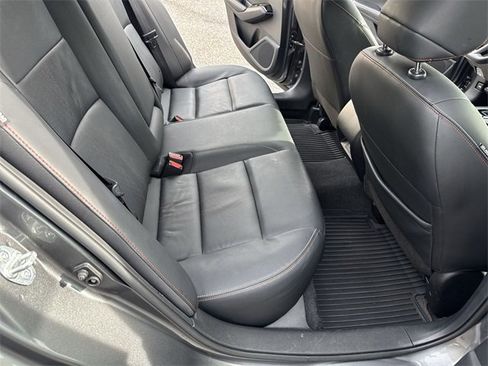 Used 2024 Nissan Altima 2.5 SR w/ SR Premium Package image 11