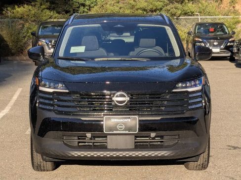 New 2026 Nissan Kicks SV image 2