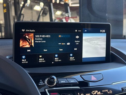 Used 2023 Acura RDX w/ Technology Package FWD image 22