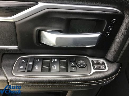 Used 2023 RAM 3500 Laramie image 26