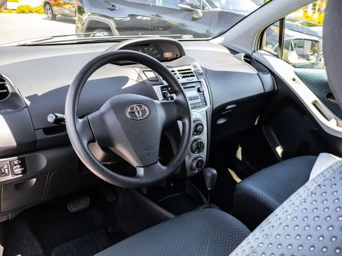 Used 2008 Toyota Yaris 2-Door Hatchback FWD image 19