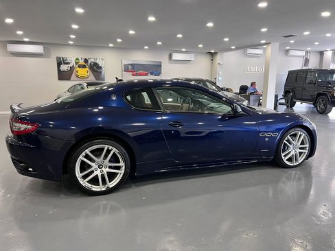 Used 2015 Maserati GranTurismo Sport RWD image 8