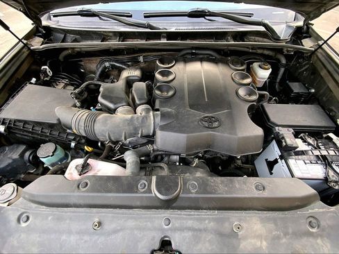 Used 2022 Toyota 4Runner SR5 Premium image 26