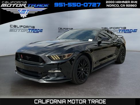 Used 2017 Ford Mustang GT RWD image 1
