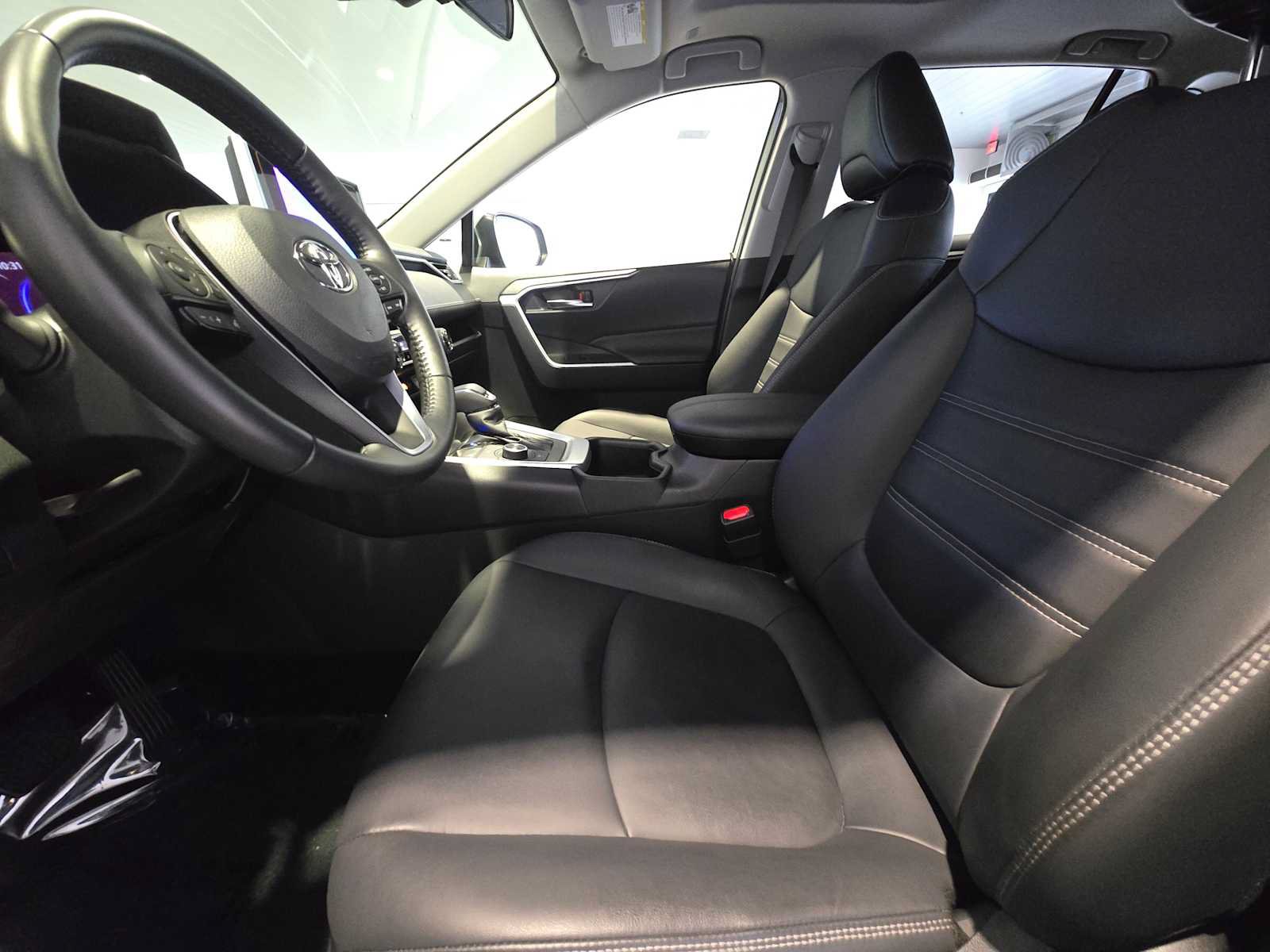 Used 2023 Toyota RAV4 XLE Premium AWD/4WD image 22