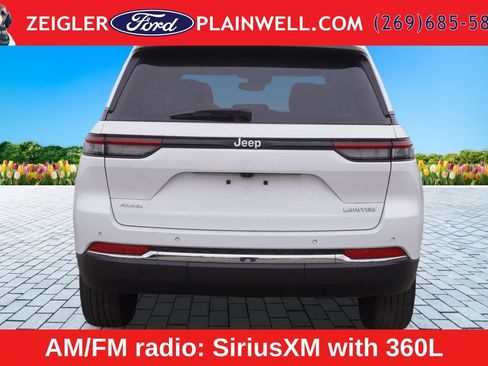 Used 2024 Jeep Grand Cherokee Limited AWD/4WD image 4