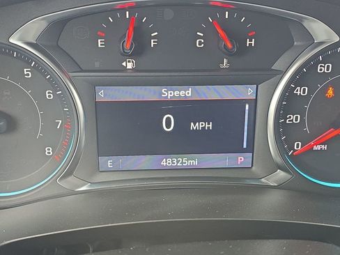 Certified 2023 Chevrolet Traverse LT w/ Rear Camera Mirror Package image 13