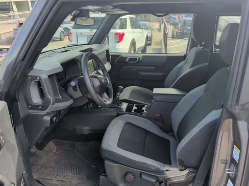 Used 2022 Ford Bronco 2-Door AWD/4WD image 12