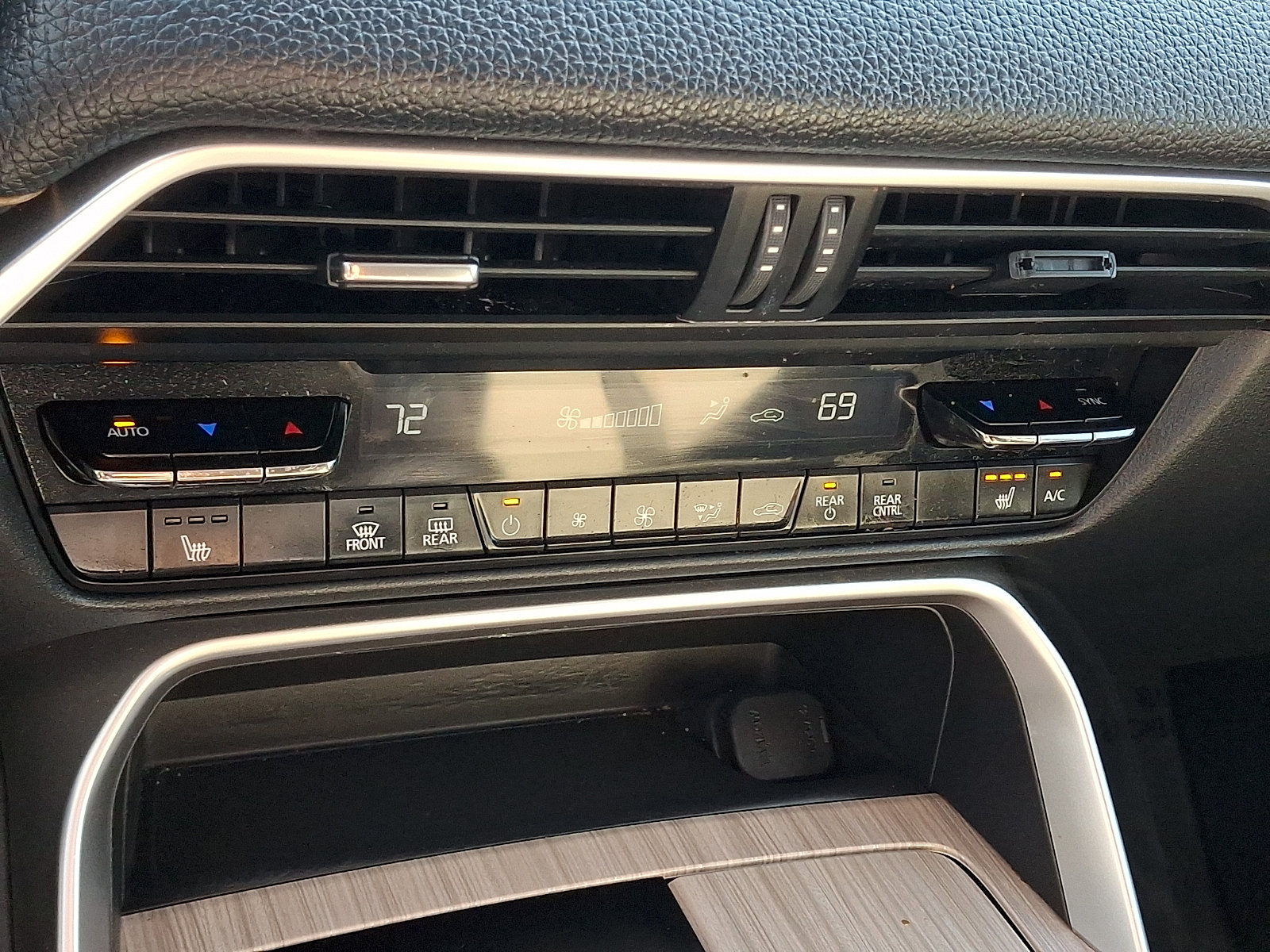 Certified 2024 MAZDA CX-90 3.3 Turbo w/ Preferred Package AWD/4WD image 20