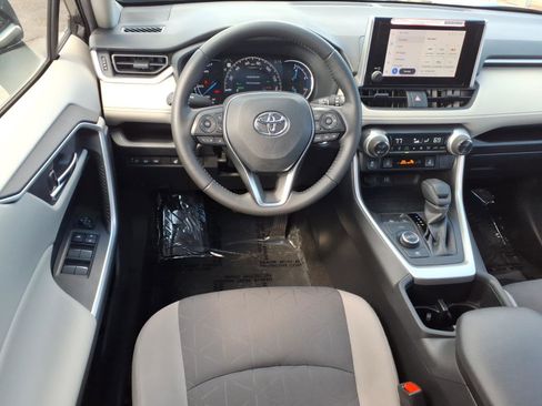 Certified 2023 Toyota RAV4 XLE w/ Convenience Package image 8