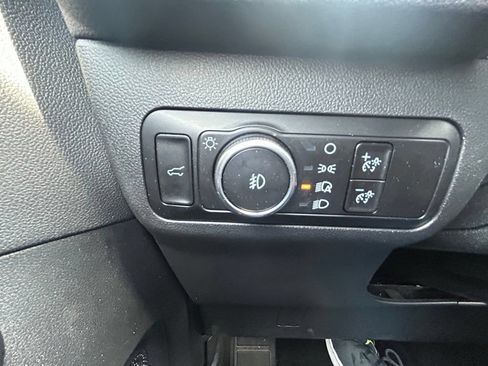 Used 2025 Ford Escape ST-Line Select AWD/4WD image 21