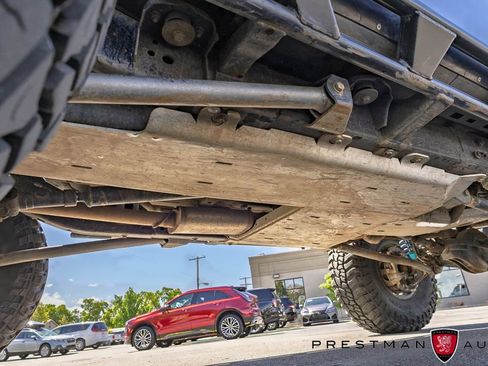 Used 2018 Jeep Wrangler Unlimited Rubicon AWD/4WD image 31