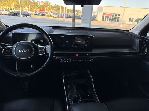 Used 2024 Kia Sorento S FWD image 27