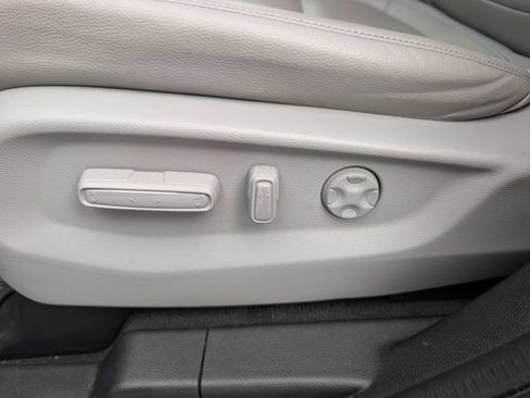 Used 2023 Honda Odyssey Touring image 16