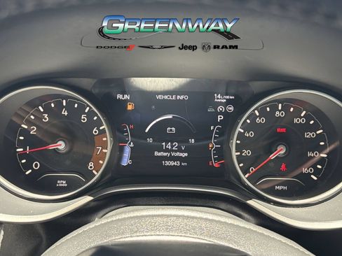 Used 2021 Jeep Compass Latitude AWD/4WD image 30