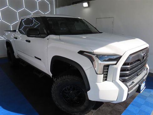 Used 2023 Toyota Tundra SR5 AWD/4WD image 5