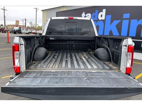 Used 2019 Ford F250 XL w/ Power Equipment Group AWD/4WD image 11