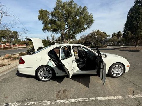 Used 2008 Mercedes-Benz E 350 Sedan image 27