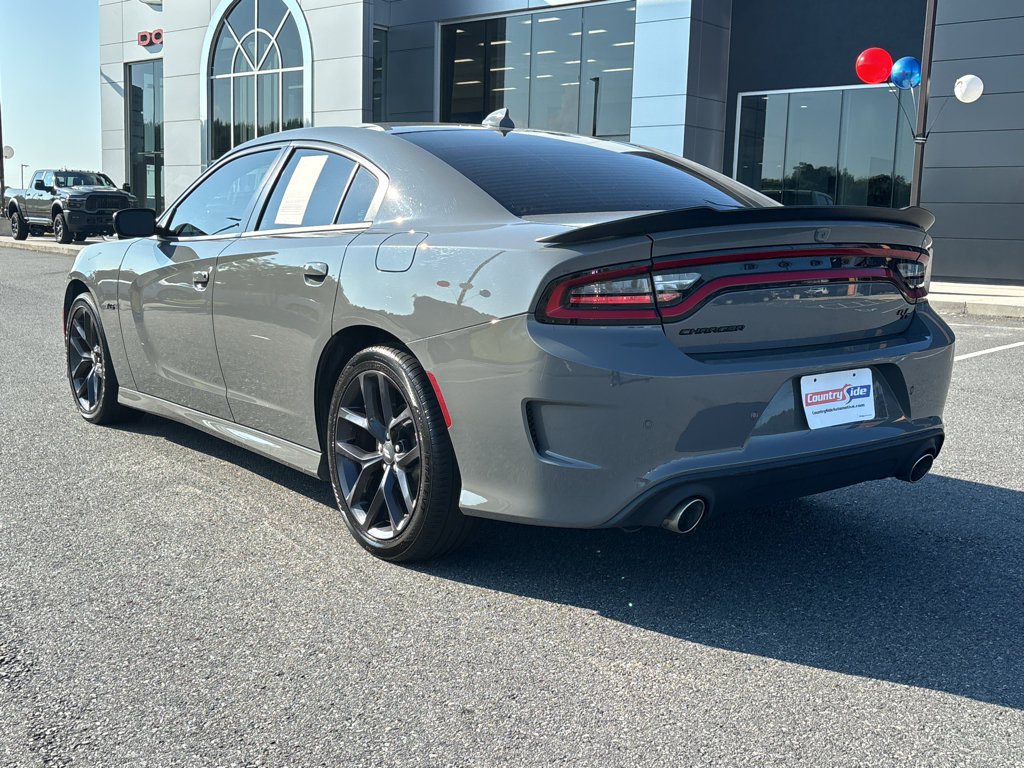 Used 2023 Dodge Charger R/T w/ Plus Group RWD image 6