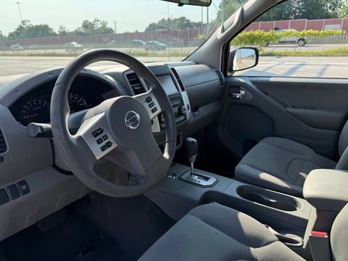 Used 2020 Nissan Frontier S RWD image 25