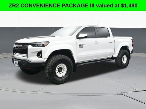 Used 2024 Chevrolet Colorado ZR2 w/ ZR2 Bison Edition image 4