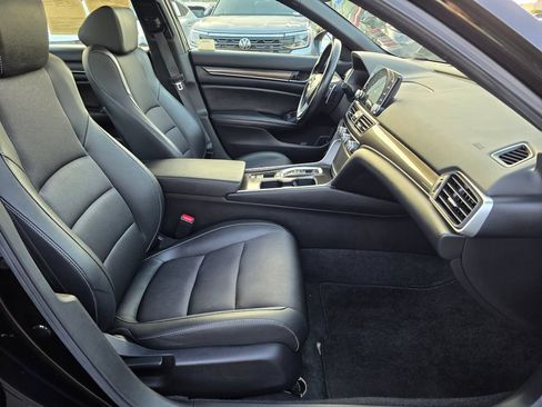 Used 2021 Honda Accord Sport image 10