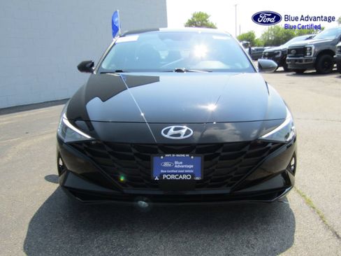 Used 2023 Hyundai Elantra SEL w/ Convenience Package FWD image 14