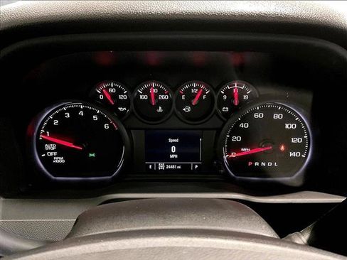 Used 2024 Chevrolet Silverado 1500 Custom Trail Boss AWD/4WD image 22