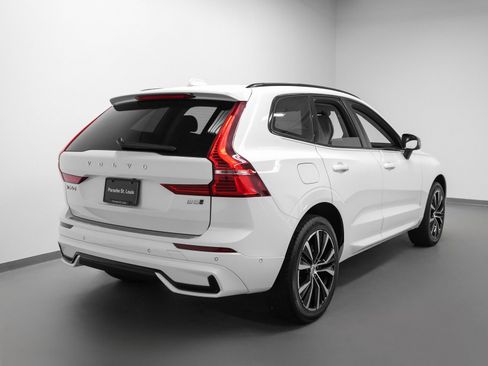 Used 2025 Volvo XC60 B5 Plus w/ Protection Package Premier image 12