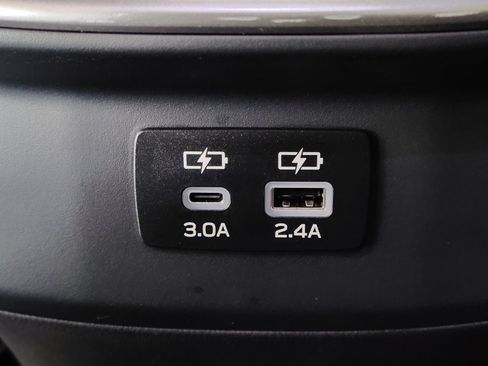 Used 2025 Subaru Outback Premium w/ Popular Package #1A AWD/4WD image 32