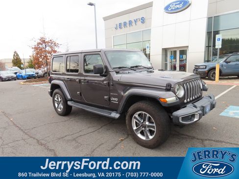 Used 2018 Jeep Wrangler Unlimited Sahara w/ LED Lighting Group AWD/4WD image 1