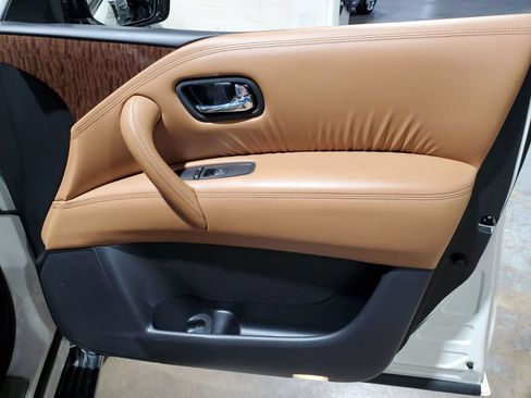 Used 2017 Nissan Armada Platinum w/ Captain Seat Package RWD image 17