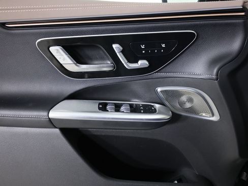 Certified 2025 Mercedes-Benz EQE 350+ 4MATIC SUV w/ AMG Line Exterior Package image 9