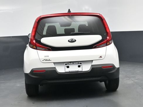 Used 2020 Kia Soul S image 16