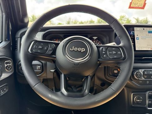 New 2026 Jeep Gladiator Sport AWD/4WD image 23