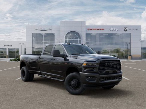 New 2026 RAM 3500 Tradesman AWD/4WD image 6