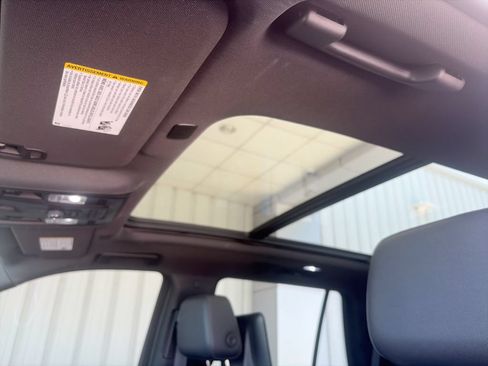 Certified 2021 Chevrolet Tahoe Z71 w/ Rear Media and Nav Package AWD/4WD image 19