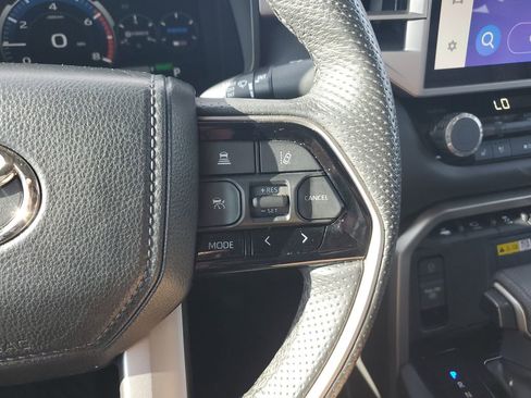 Used 2023 Toyota Tundra Limited AWD/4WD image 22