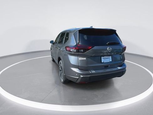 Certified 2026 Nissan Rogue SV w/ SV Premium Package AWD/4WD image 7