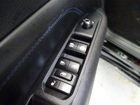 Used 2025 Jeep Compass Limited w/ High Altitude Package AWD/4WD image 10