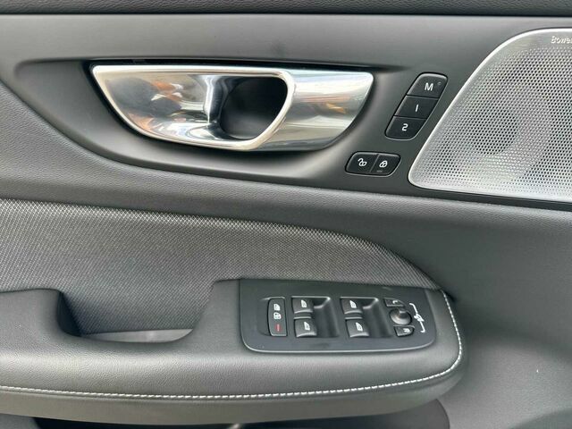 Used 2023 Volvo V60 T8 Polestar AWD/4WD image 11