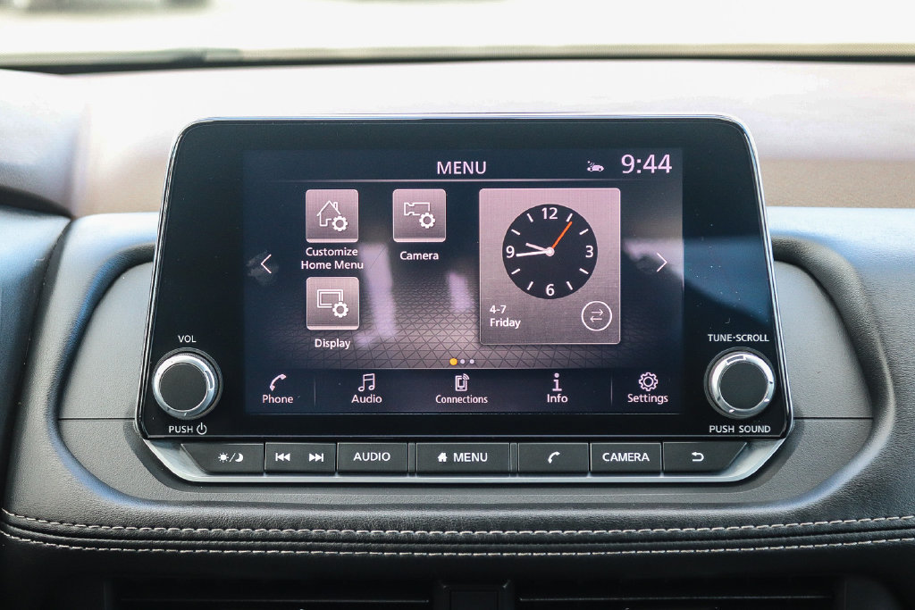 Used 2023 Nissan Rogue SV FWD image 14