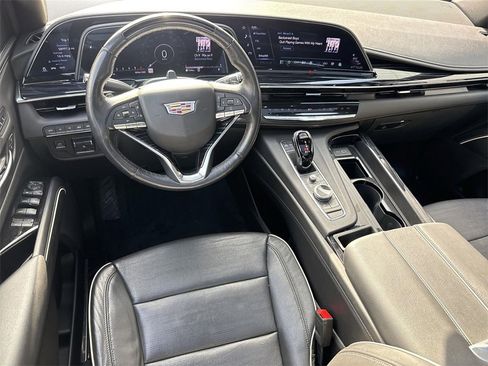 Used 2023 Cadillac Escalade ESV Sport image 19