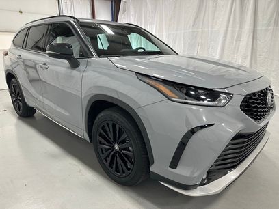 Used 2025 Toyota Highlander XSE